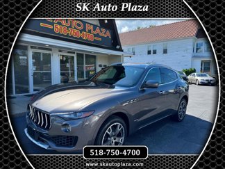 Used 2018 Maserati Levante GranLusso image 1