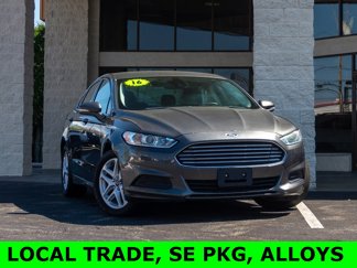 Used 2016 Ford Fusion SE image 1