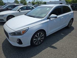 Used 2018 Hyundai Elantra GT image 1