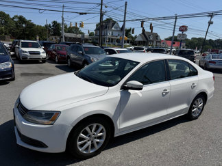 Used 2013 Volkswagen Jetta SE image 1