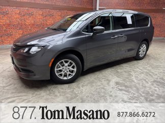 Used 2023 Chrysler Voyager LX image 1