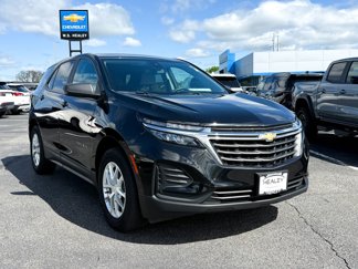 Used 2022 Chevrolet Equinox LS w/ LS Convenience Package image 1