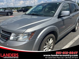 Used 2019 Dodge Journey SE image 1