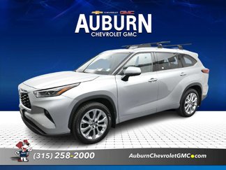 Used 2021 Toyota Highlander Limited image 1