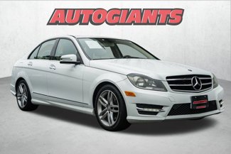 Used 2014 Mercedes-Benz C 300 4MATIC Sedan image 1