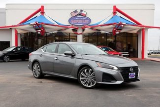 Used 2023 Nissan Altima 2.5 SL image 1