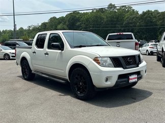 Used 2019 Nissan Frontier SV w/ Midnight Edition Floor Mats image 1