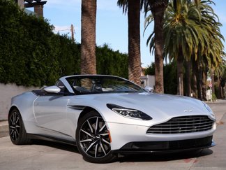 Used 2022 Aston Martin DB11 Volante image 1