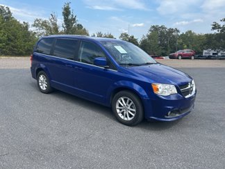 Used 2018 Dodge Grand Caravan SXT w/ Rear Park Assist Package image 1