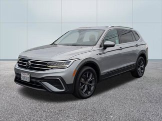 Used 2022 Volkswagen Tiguan SE image 1