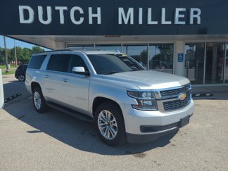 Used 2018 Chevrolet Suburban LT image 1