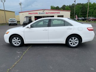 Used 2009 Toyota Camry LE image 1