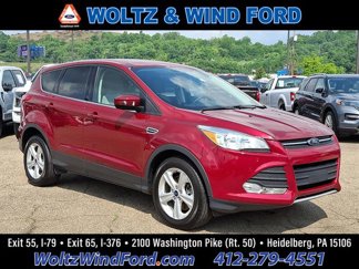 Used 2015 Ford Escape SE image 1