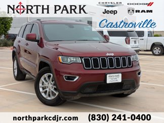 Used 2021 Jeep Grand Cherokee Laredo image 1