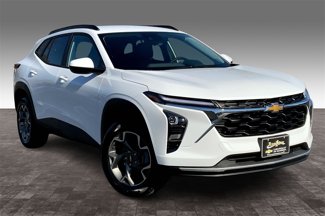 New 2025 Chevrolet Trax LT w/ Driver Confidence Package image 1