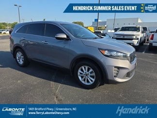 Used 2020 Kia Sorento LX image 1