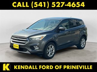 Used 2017 Ford Escape SE image 1