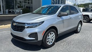 Certified 2022 Chevrolet Equinox LS w/ LS Convenience Package image 1