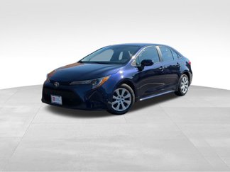 Certified 2022 Toyota Corolla LE image 1