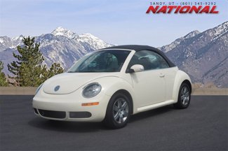 Used 2006 Volkswagen Beetle Convertible w/ Package 1 image 1