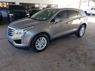 Used 2018 Cadillac XT5 Luxury w/ Driver Awareness Package image 1