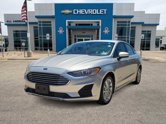Used 2019 Ford Fusion SE image 1