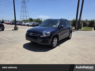 Used 2016 Volkswagen Tiguan S image 1