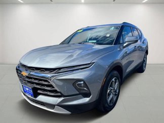 Used 2024 Chevrolet Blazer LT image 1