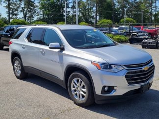 Used 2021 Chevrolet Traverse LT image 1