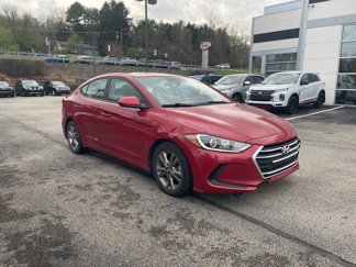 Used 2017 Hyundai Elantra SE image 1