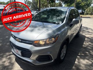 Used 2021 Chevrolet Trax LS w/ Tint and Cruise Package image 1