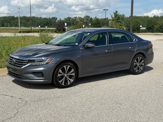 Used 2020 Volkswagen Passat 2.0T SEL image 1