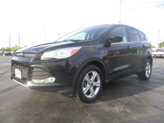 Used 2015 Ford Escape SE image 1