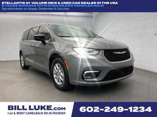 New 2025 Chrysler Pacifica Select image 1