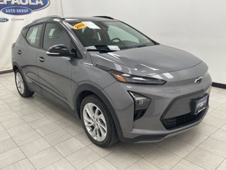 Certified 2023 Chevrolet Bolt EUV LT w/ Comfort Package image 1