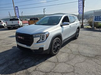 Used 2022 GMC Terrain SLE w/ Driver Convenience Package image 1