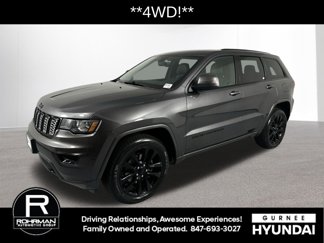 Used 2017 Jeep Grand Cherokee Altitude image 1