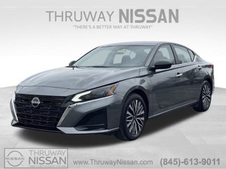 Certified 2024 Nissan Altima 2.5 SV image 1