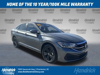 Used 2024 Volkswagen Jetta SE w/ Panoramic Sunroof Package image 1