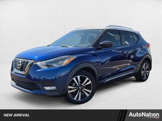 Used 2019 Nissan Kicks SR image 1