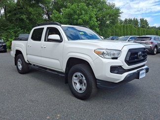 Used 2022 Toyota Tacoma SR image 1