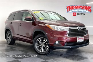 Used 2016 Toyota Highlander XLE image 1