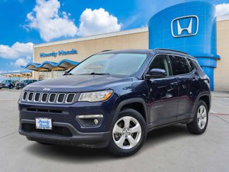 Used 2019 Jeep Compass Latitude image 1