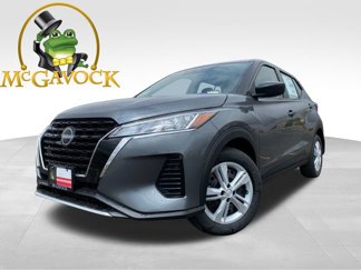 New 2025 Nissan Kicks Play S image 1