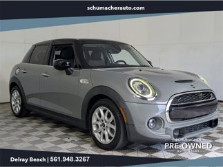 Used 2021 MINI Cooper S image 1