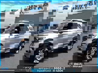 Certified 2022 Ford Explorer XLT w/ Equipment Group 202A image 1