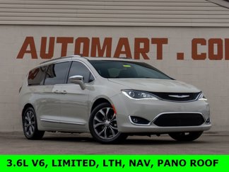 Used 2020 Chrysler Pacifica Limited w/ Tire & Wheel Group image 1