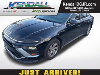 Used 2025 Hyundai Sonata SE image 1
