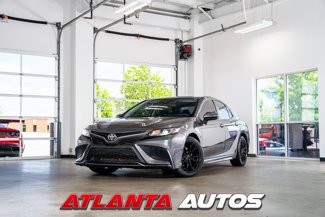 Used 2021 Toyota Camry SE image 1