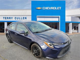 Used 2022 Toyota Corolla LE image 1